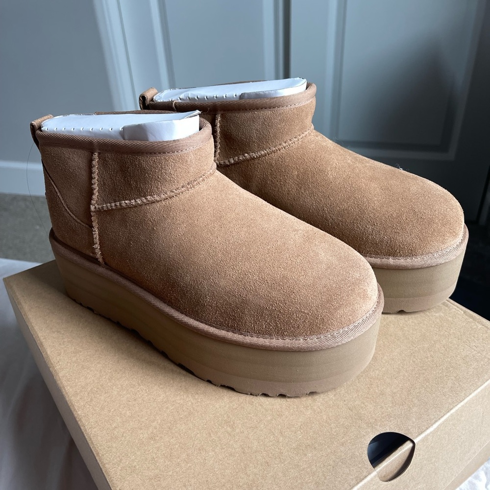 UGG Classic Ultra Mini Platform